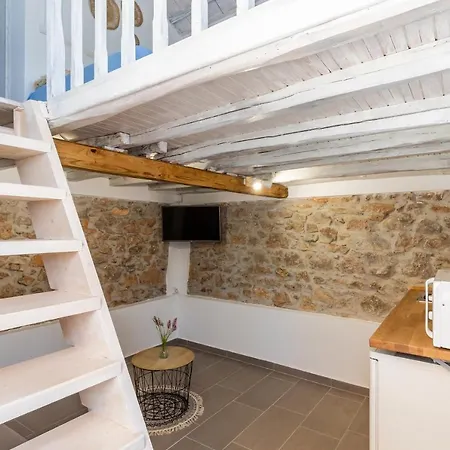 Pefkias Tiny Skopelos