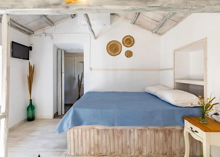 Сasa de vacaciones Pefkias Tiny