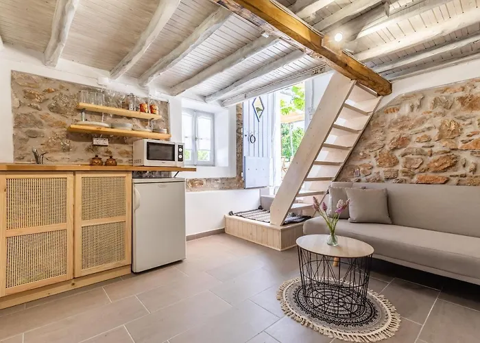 Pefkias Tiny Сasa de vacaciones