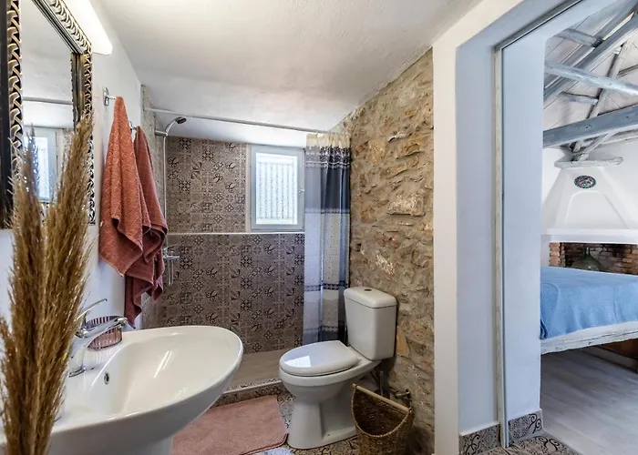 Pefkias Tiny Skopelos